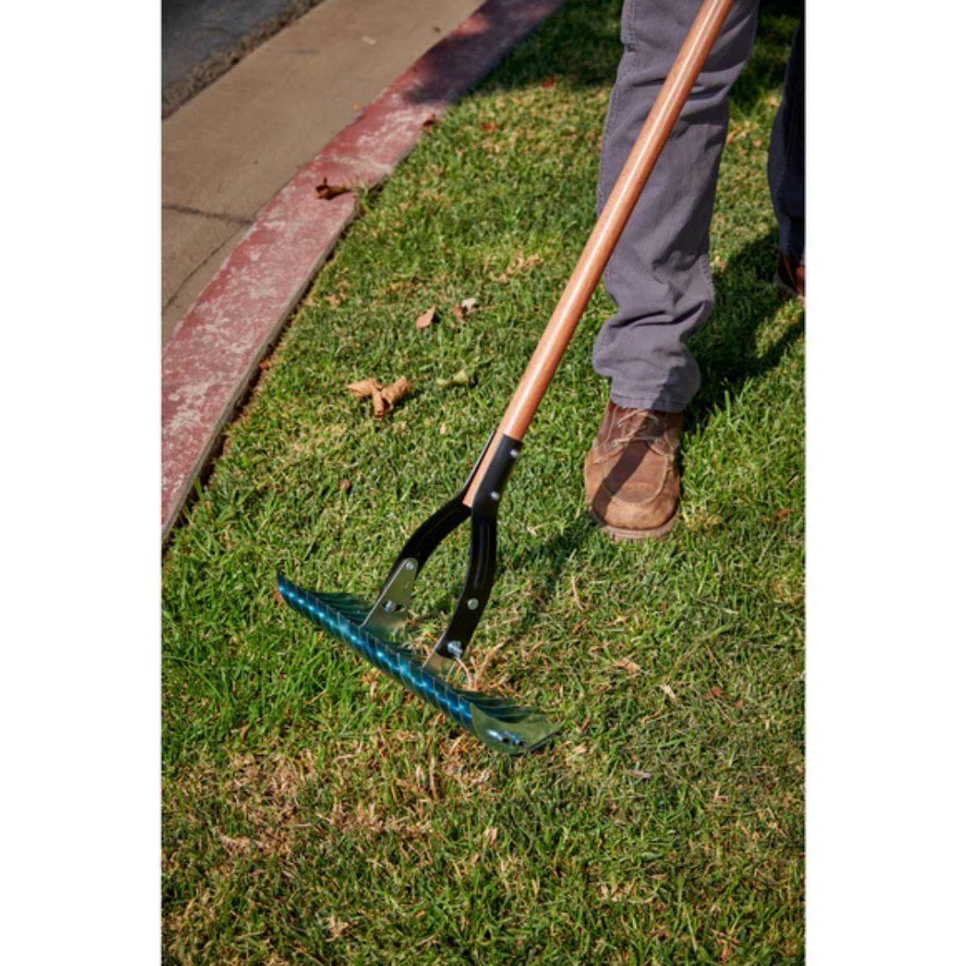 Thatch Groom Rake – Corona – 15″